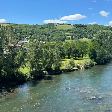 Logis - Des Lauriers - Et Restaurant Szálloda 2*