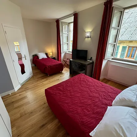 Logis - Des Lauriers - Et Restaurant فندق 2*