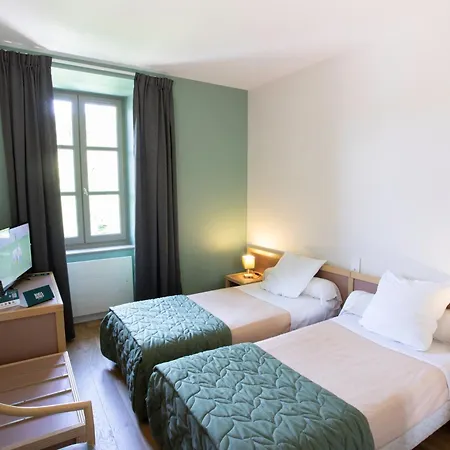 فندق Logis - Des Lauriers - Et Restaurant ألبان