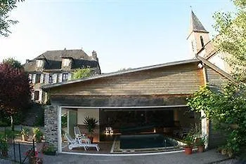 فندق Logis - Des Lauriers - Et Restaurant 2*