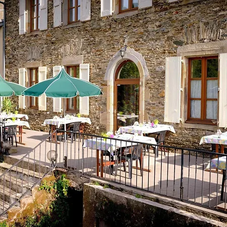 ホテル Logis - Des Lauriers - Et Restaurant 2*