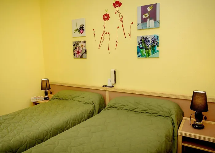 Logis - Des Lauriers - Et Restaurant Alban